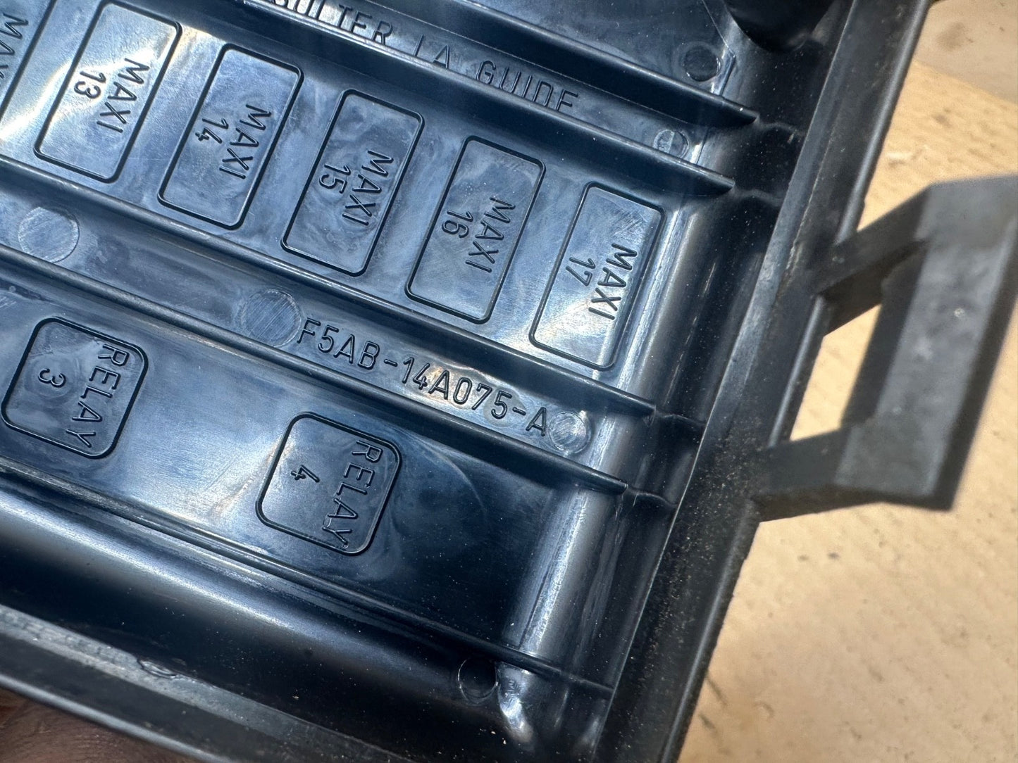 1997-2002 Ford F150 Crown Victoria Marquis Fuse Relay Box Cover Lid F5AB14A075A
