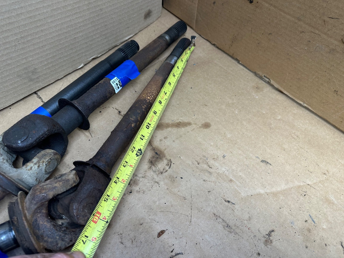 82-86 Jeep CJ 5 7 8 Dana 30 Wide Track Passenger Side Axle Shaft Track SHORT RF