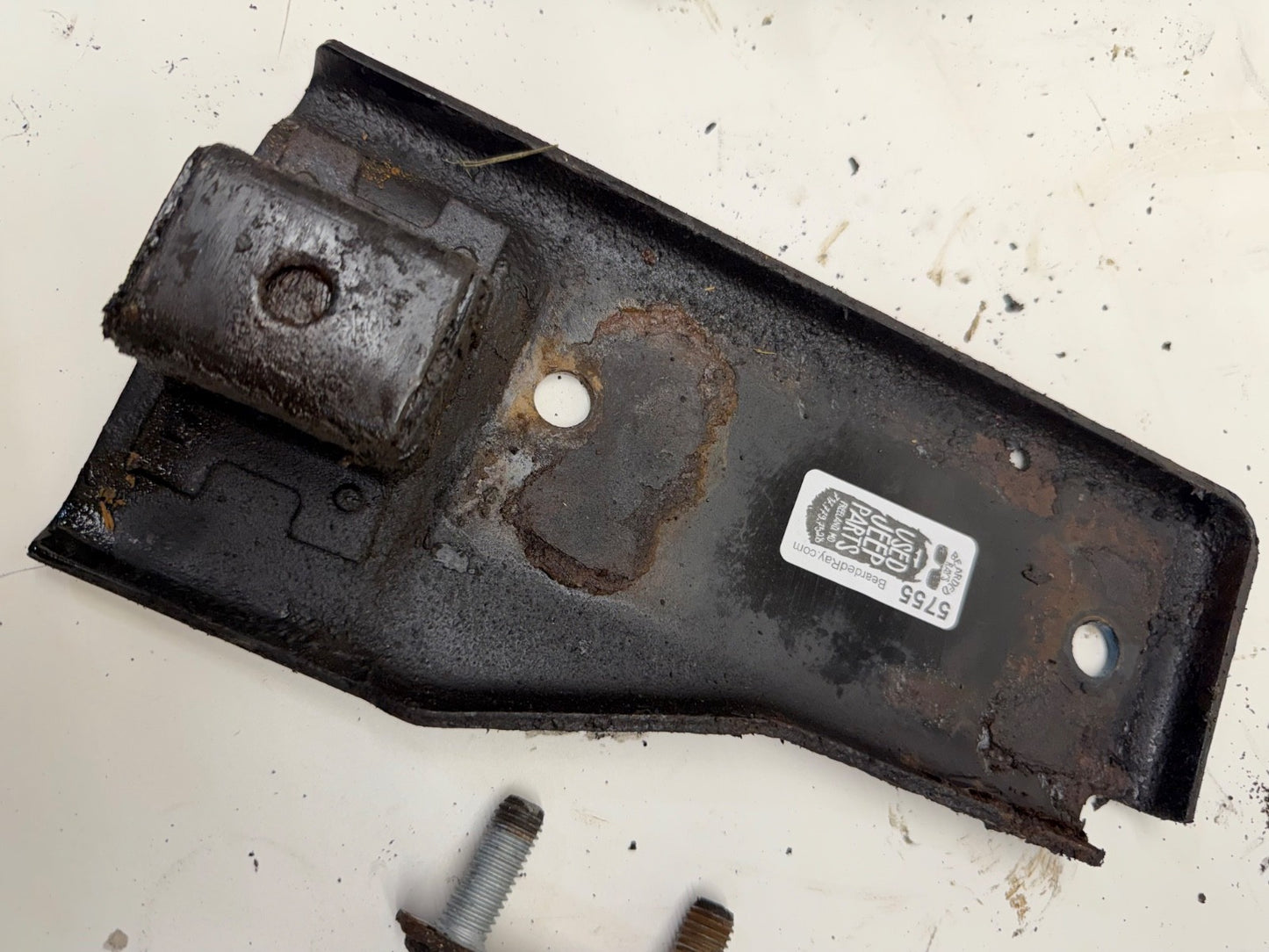 87-01 Jeep Cherokee XJ Automatic Transmission Exhaust Mount Bracket Trans AUTO