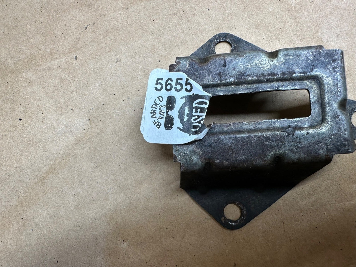 4.2 L Jeep Wrangler YJ CJ CJ5 CJ7 4.2L 258 Air Cleaner Bridge Bracket Mount OEM