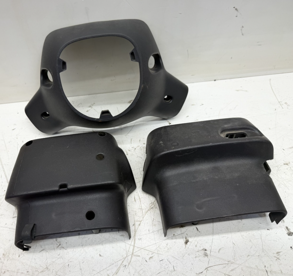 Jeep Cherokee XJ 97-01 OEM Automatic Tilt Steering Column Bezel Shroud Wheel Gre