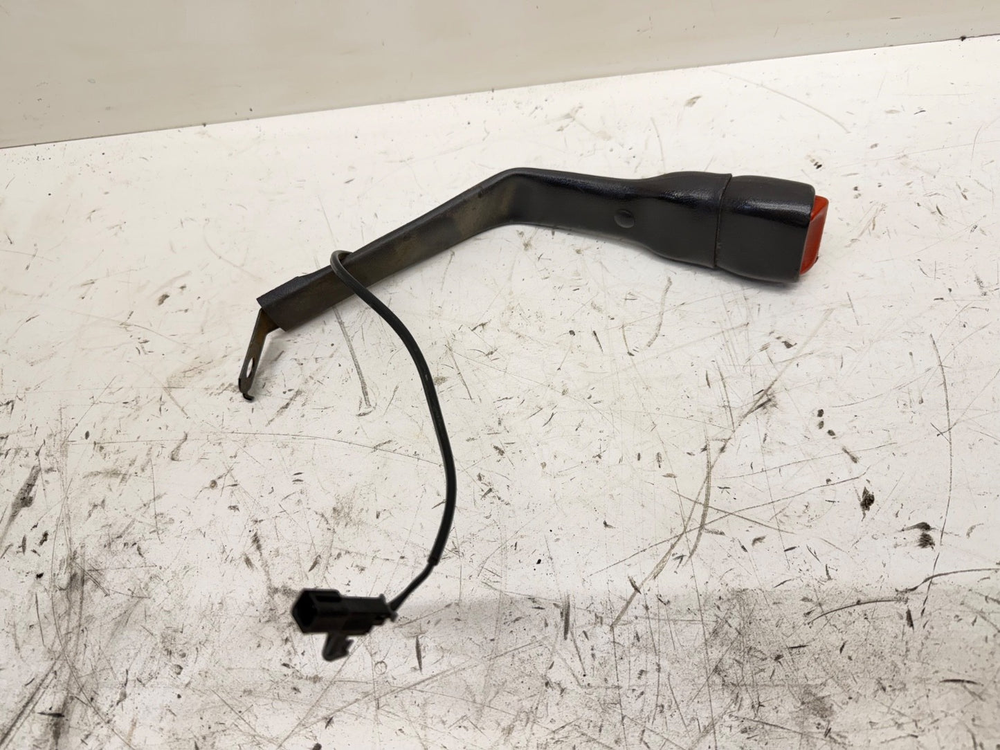 Jeep Cherokee XJ 97-01 OEM Female Seat Belt End Buckle Driver Side Latch Factory