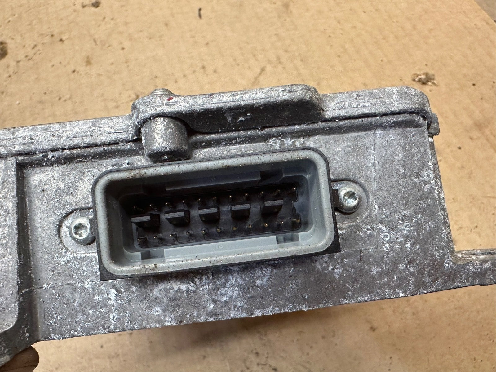 02-03 WRANGLER P56010300AC 56010300AC Computer Control Module Under Console OEM