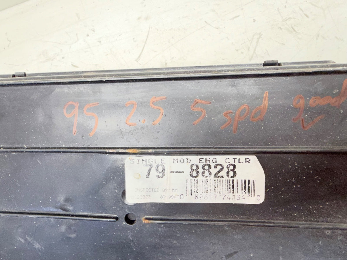 91-95 Jeep Wrangler YJ Manual 2.5 L ECM Engine Control Module Computer PCM ECU 4