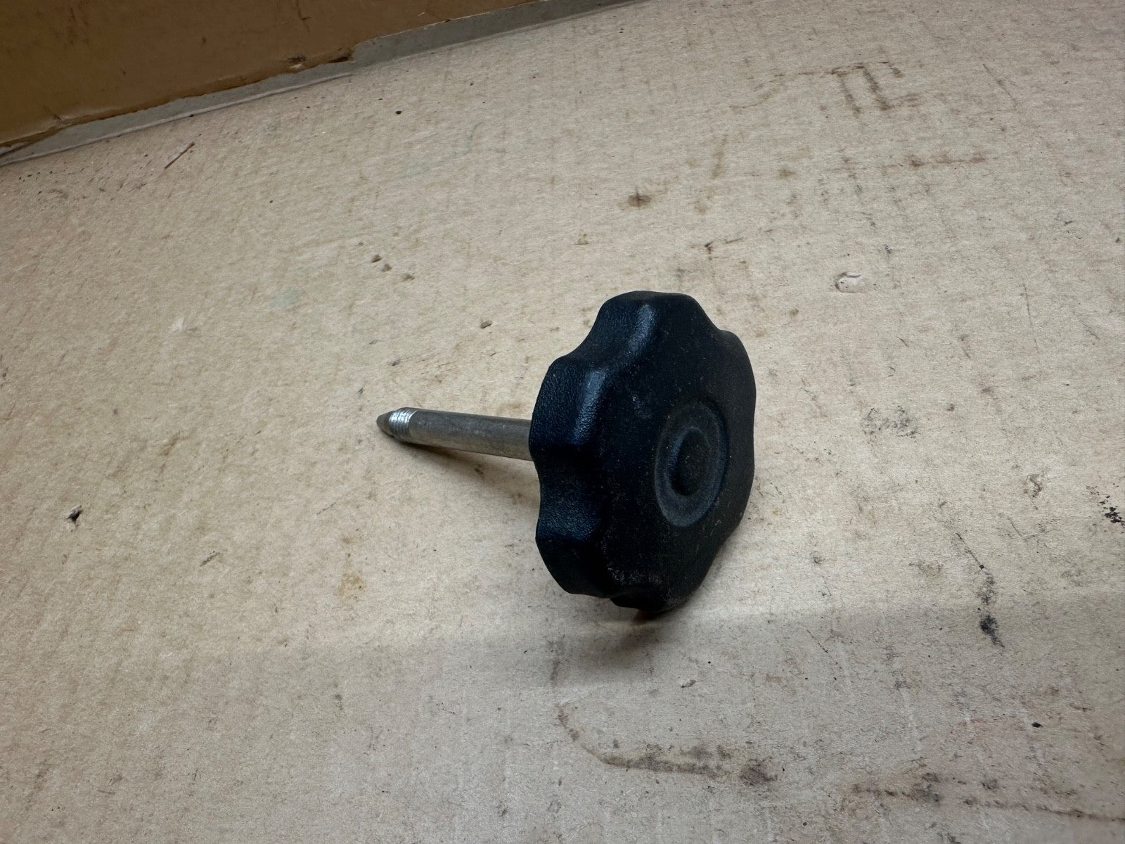OEM 97-06 JEEP WRANGLER TJ SOFT TOP DOOR SURROUND KNOB Knobs & Bracket Bolts OEM