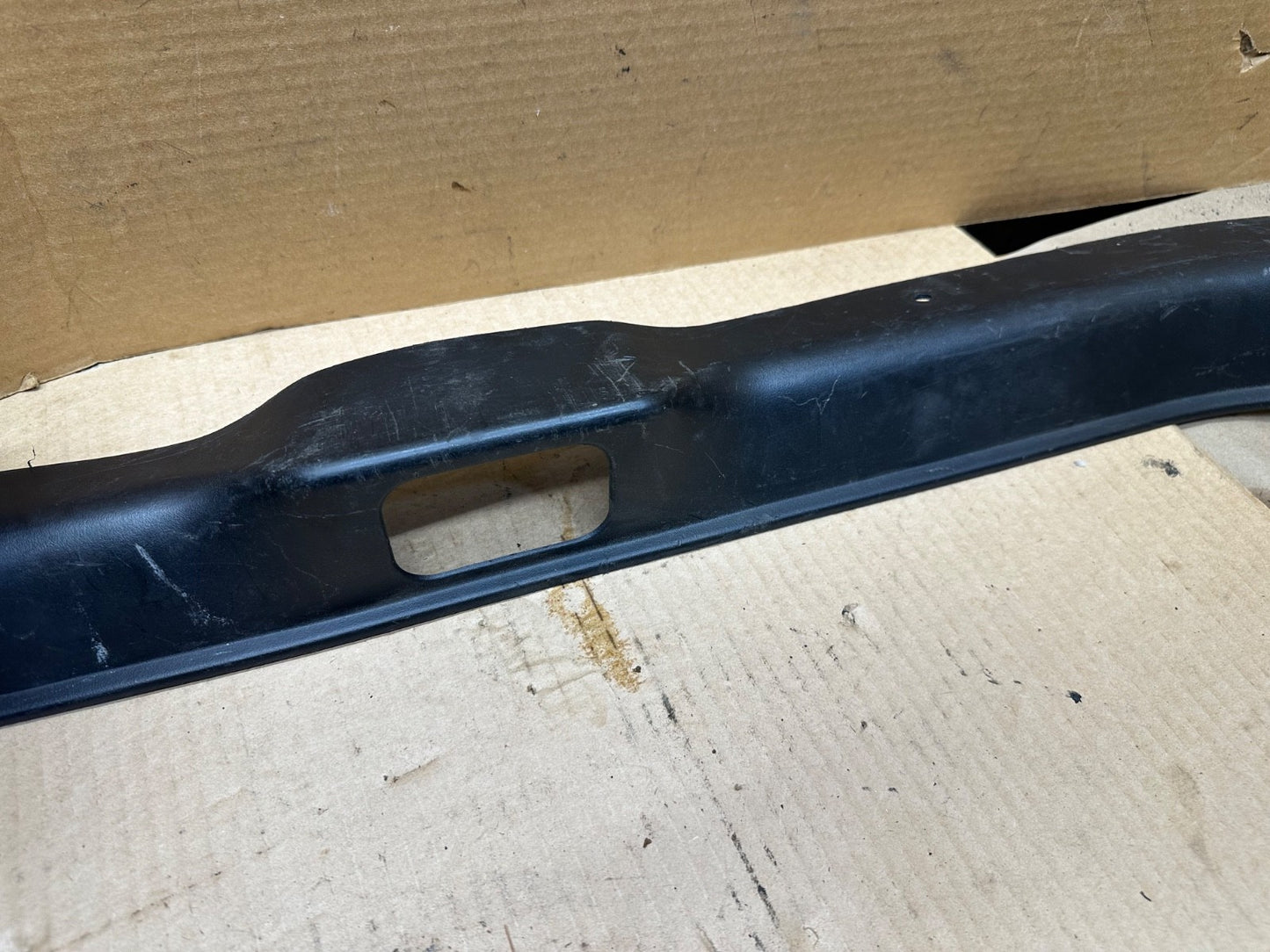 98-11 Crown Victoria Trunk Latch COVER TRIM PANEL OEM 1W73-5442624-AAW Rear Back