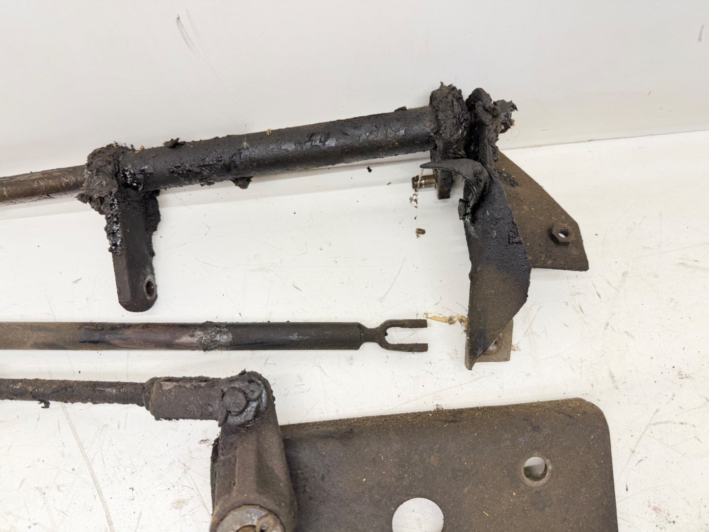 International s1700 4700 s1800 4900 clutch Pedal Linkage Assembly truck 1983 -99