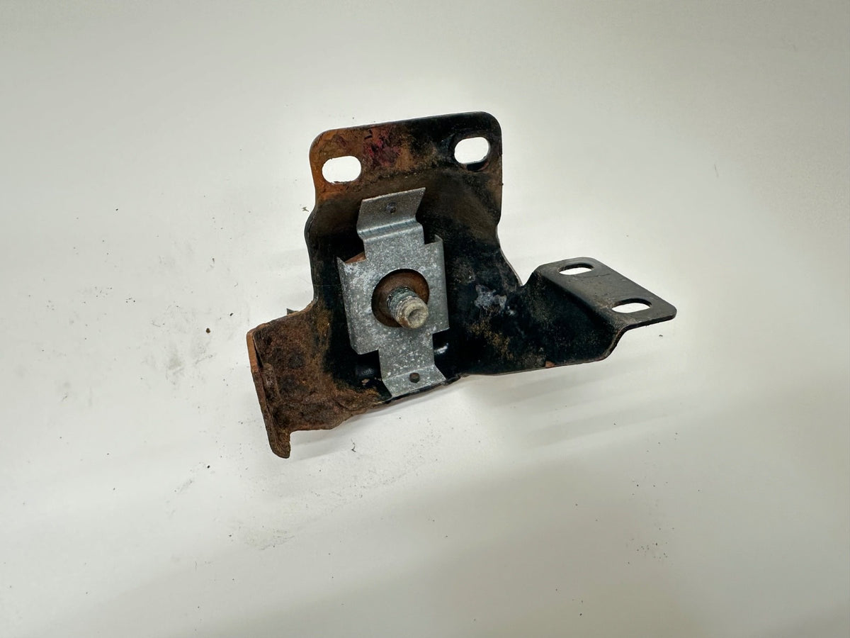 Jeep Wrangler YJ 87-95 Tail Gate Tailgate Rear Latch Striker Pin Catch Back Door