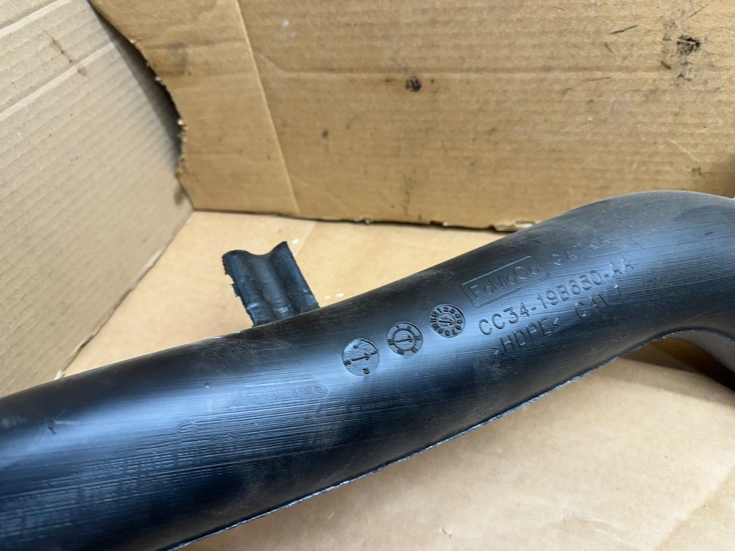 2011-2016 FORD F250 F350 SUPER DUTY OEM HVAC AIR VENT DUCT TUBE CC34-19B680-AA