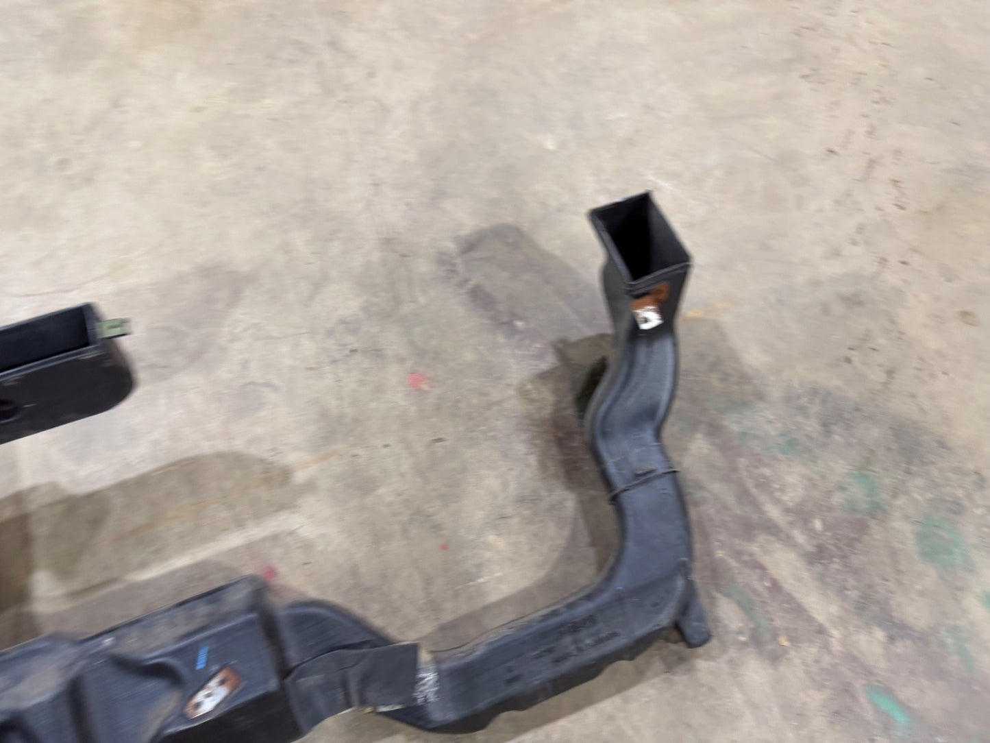 97-02 Jeep Wrangler TJ Heater A/C Dash Heat Duct Work Defrost Vent 55115158 OEM
