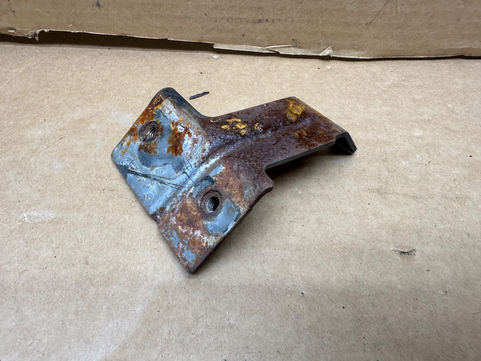 87-95 Jeep Wrangler YJ Tailgate Bracket Upper Body Rear Support OEM Tail Gate OE