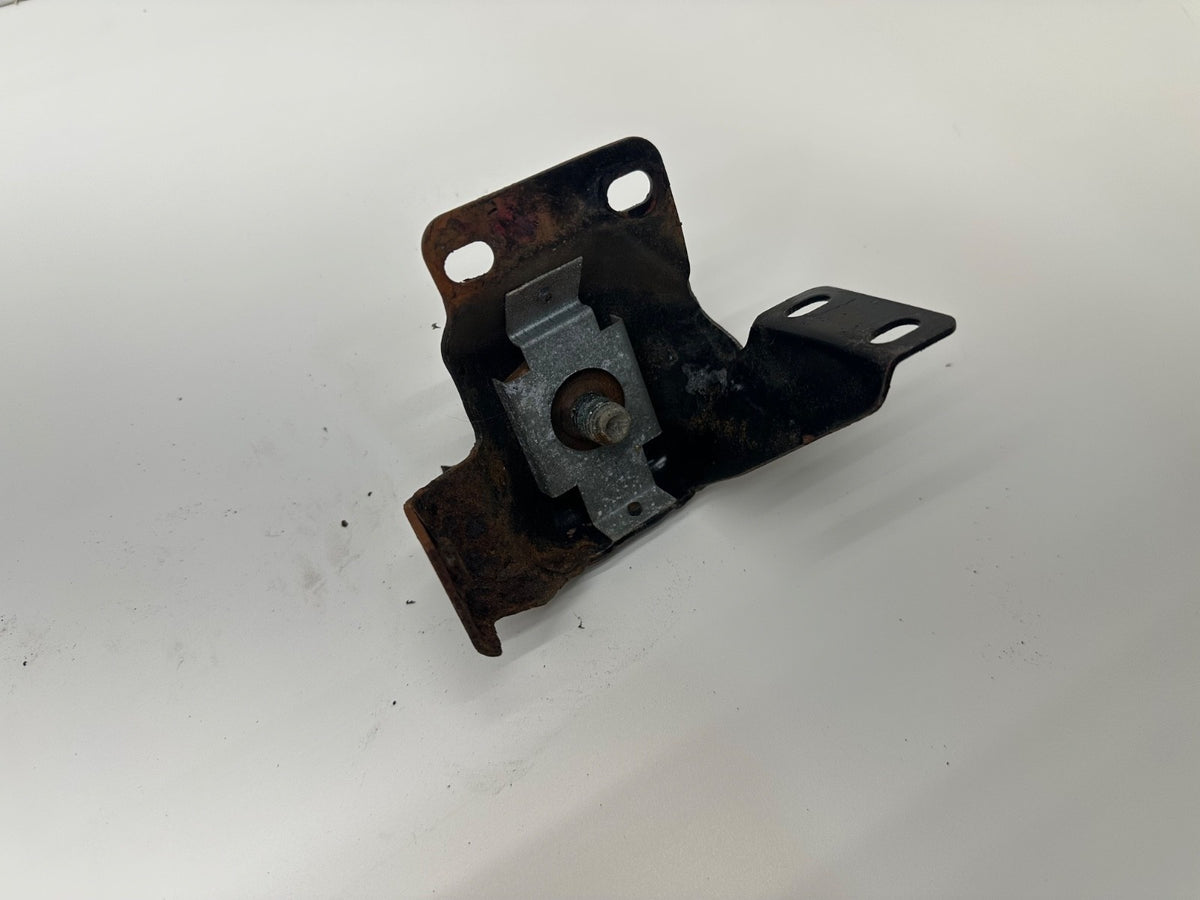 Jeep Wrangler YJ 87-95 Tail Gate Tailgate Rear Latch Striker Pin Catch Back Door