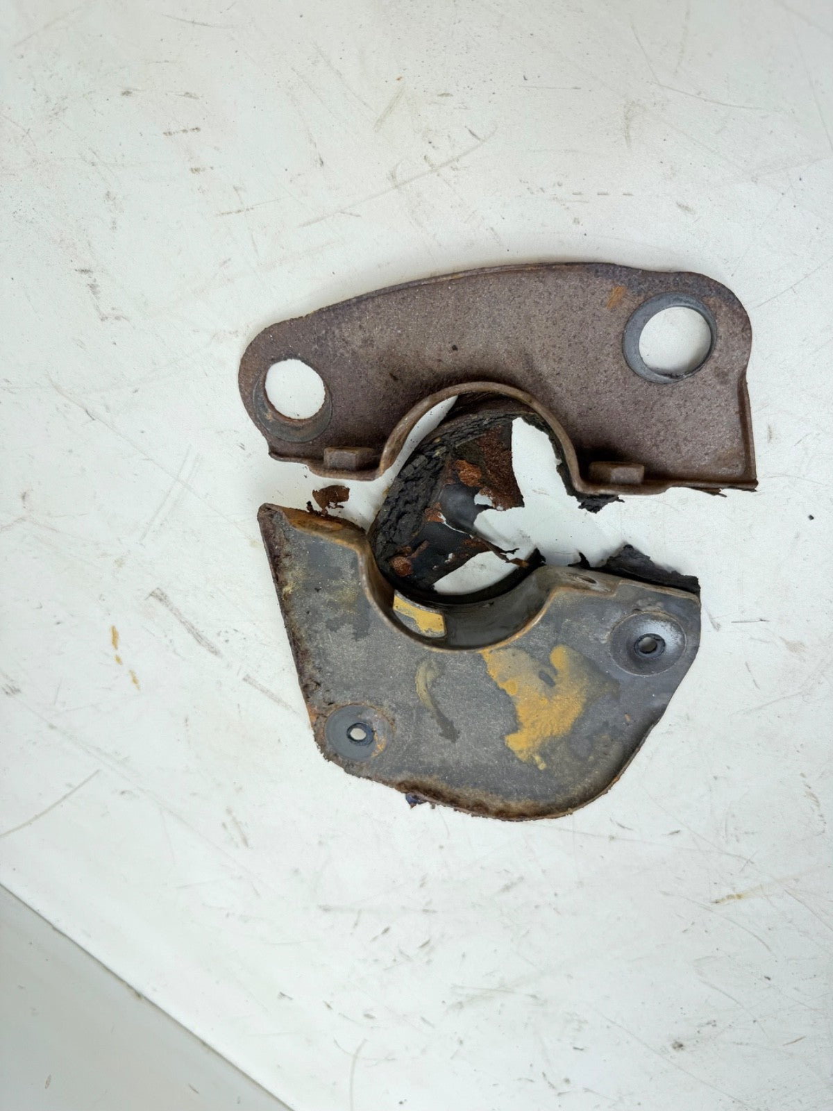 76-95 Jeep CJ YJ Steering Column to Firewall Mounting Bracket