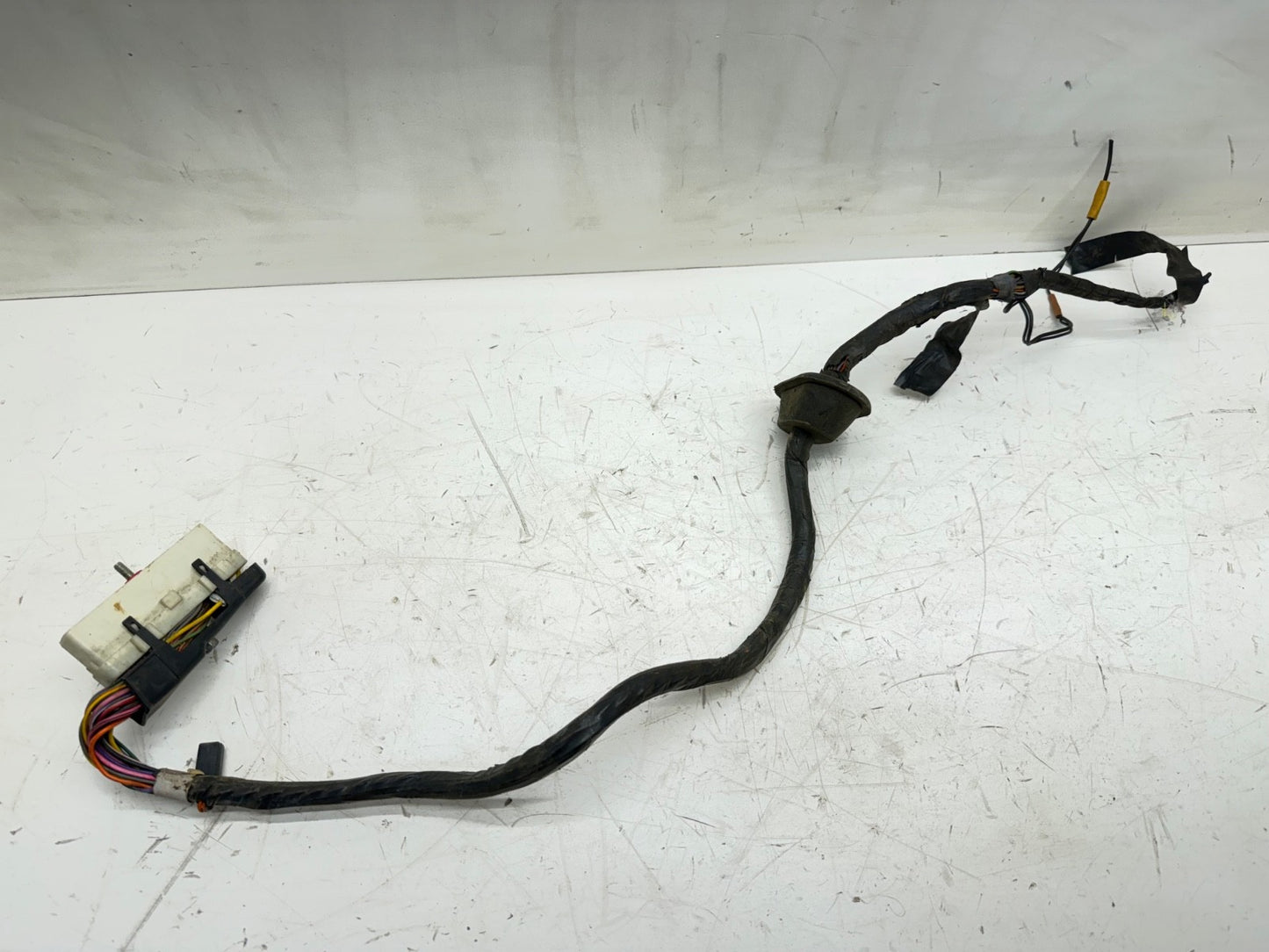 87-91 Jeep Wrangler YJ ECU PCM Wiring Connector Plug Pigtail Wire Wiring OEM