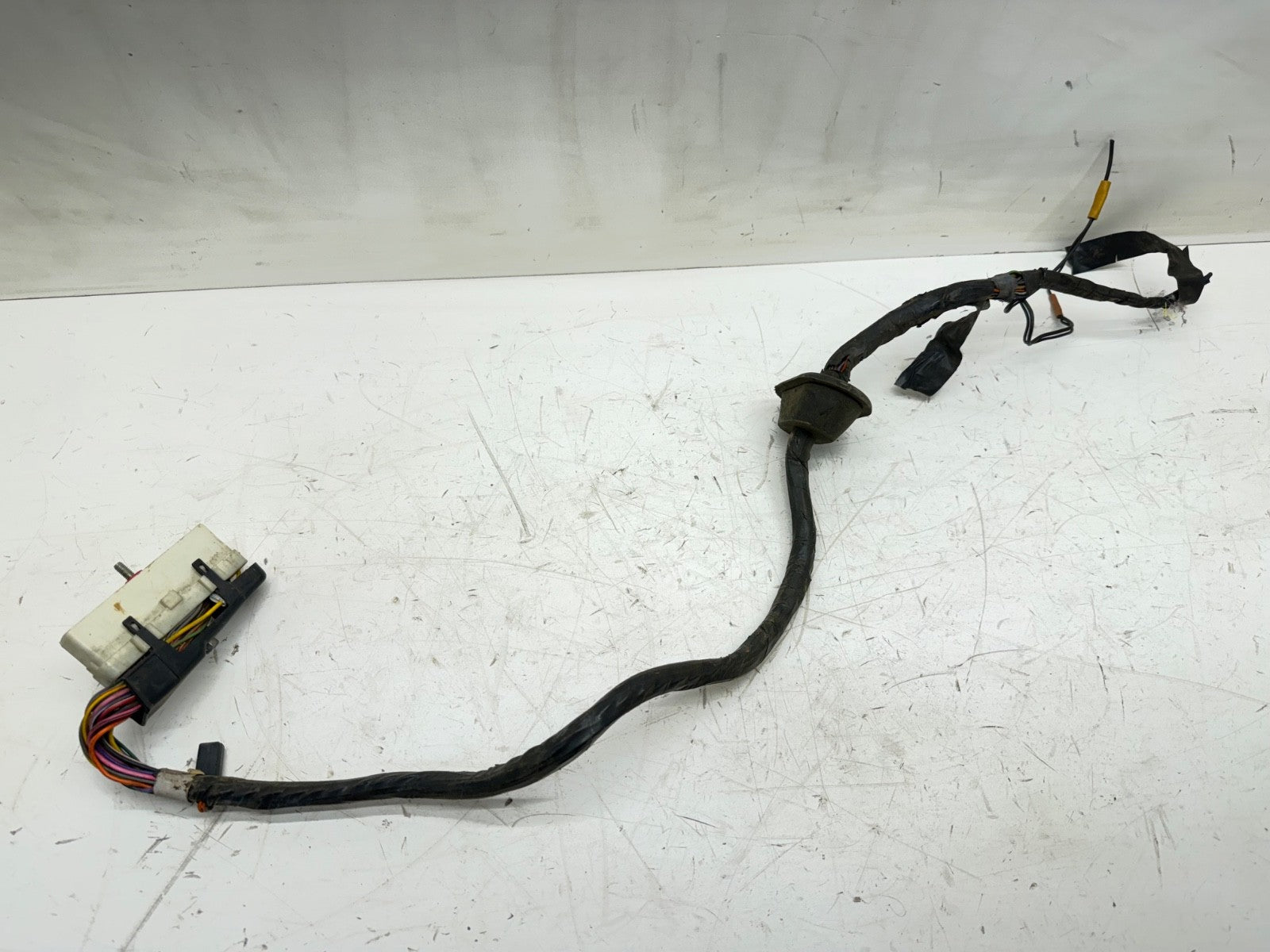87-91 Jeep Wrangler YJ ECU PCM Wiring Connector Plug Pigtail Wire Wiring OEM