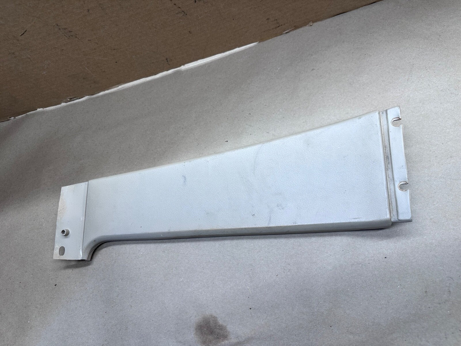 84-96 Jeep Cherokee XJ Passenger Side C Pillar Trim 4 Door RH Right Rear Tan OEM