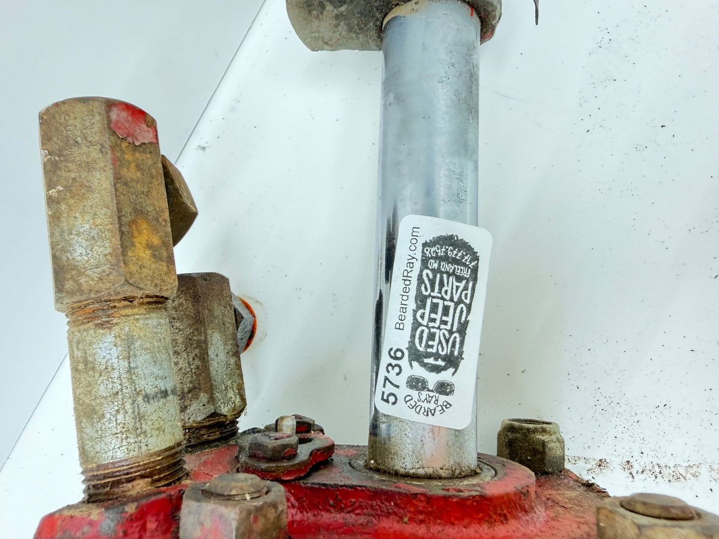 Farmall International 300 330 350 IH Tractor Three Point Hydraulic Cylinder Ram