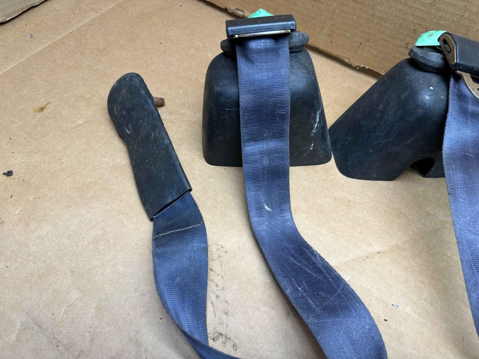 92-95 Jeep Wrangler YJ Rear Back Pair Seat Belt Buckle OEM Seatbelt Factory