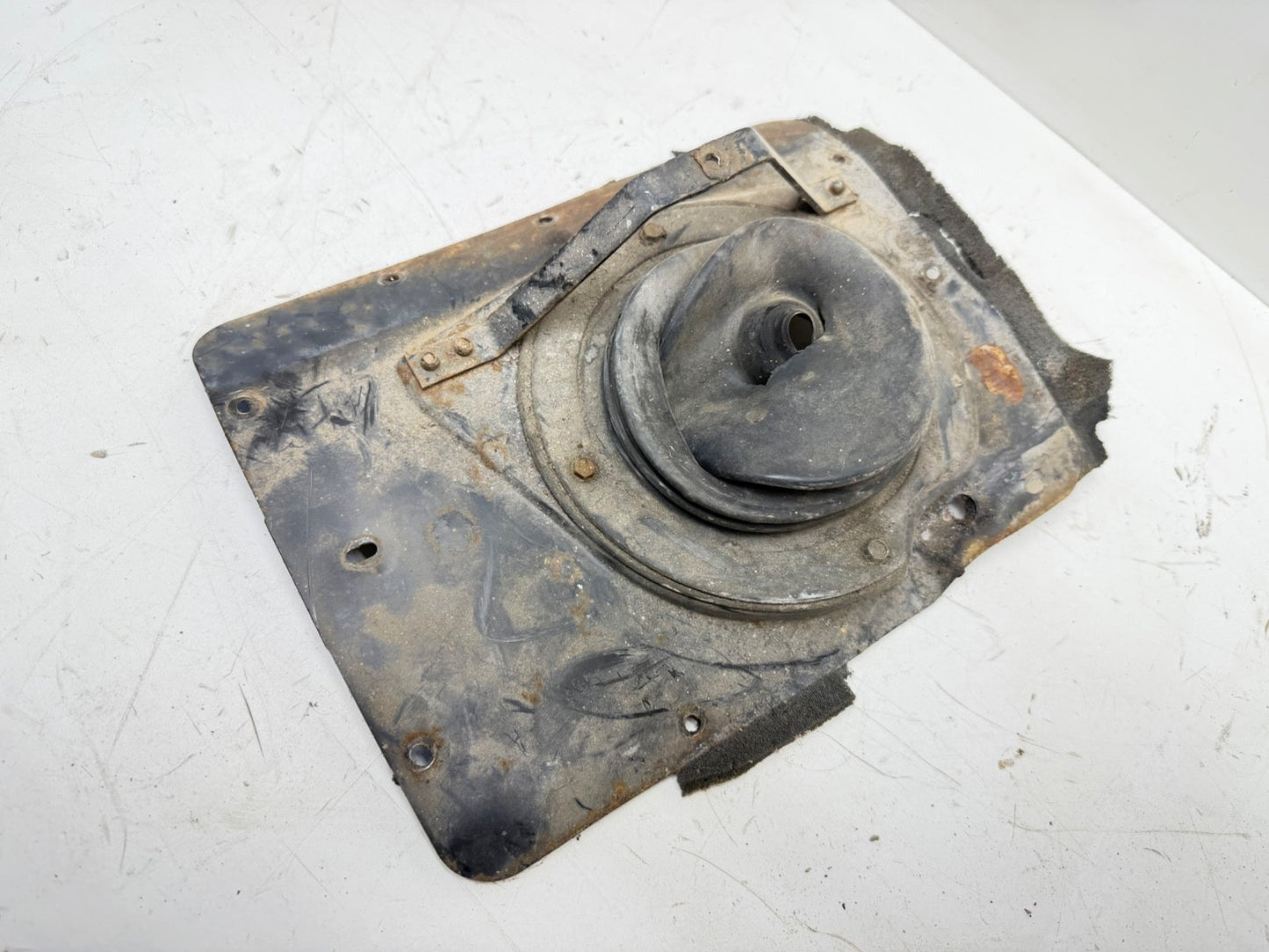 Jeep TJ Wrangler 97-02 Manual Transmission Tunnel Cover Shifter Plate 5spd Trans