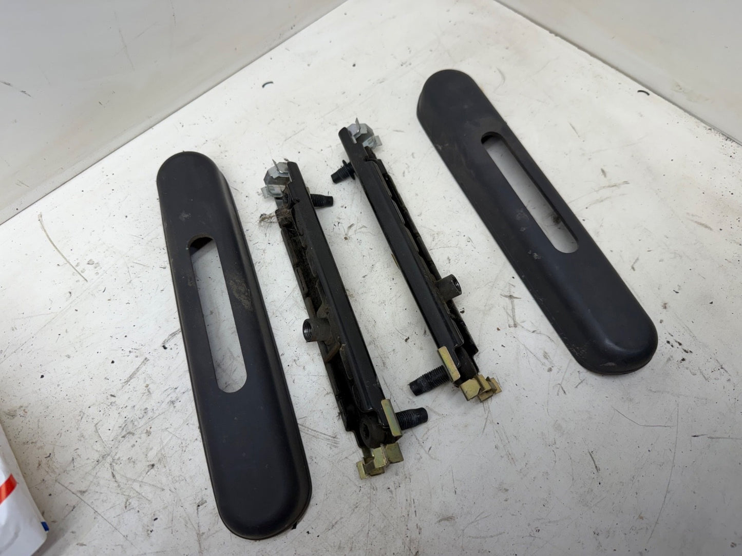 97-02 Jeep TJ Wrangler OEM Front Seat Belt Height Adjuster Left Right Seatbelt