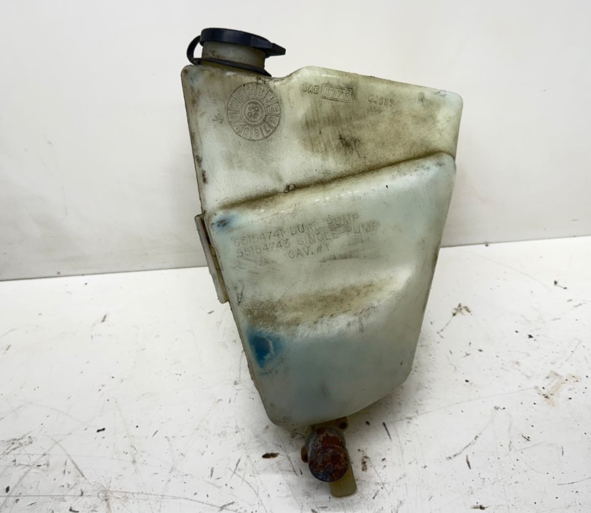 Jeep Wrangler YJ 91-95 Windshield Washer Fluid Reservoir Bottle 1 Single Pump OE