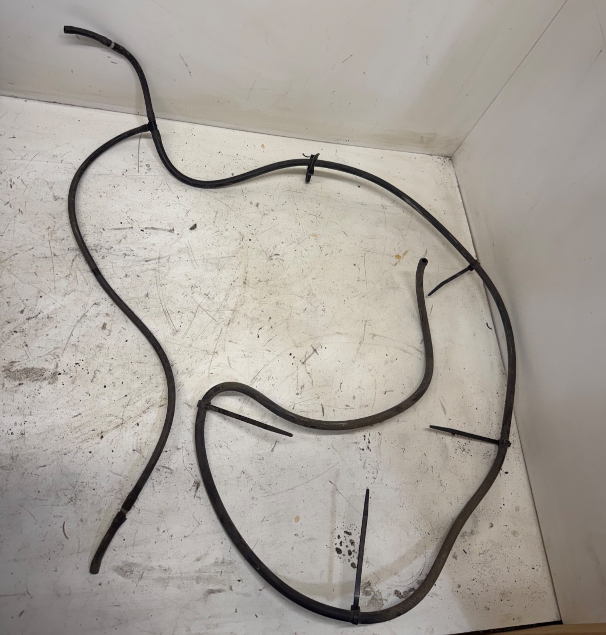 97-01 Jeep Wrangler TJ Windshield Washer Fluid Spray HOSE Tank to Sprayer OEM