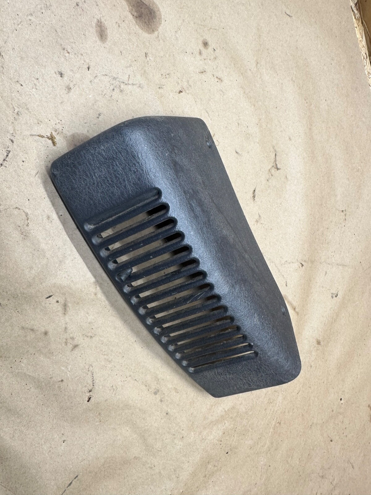 97-06 Jeep Wrangler TJ Dash Speaker Cover RH Passenger Agate Grey Right Grille