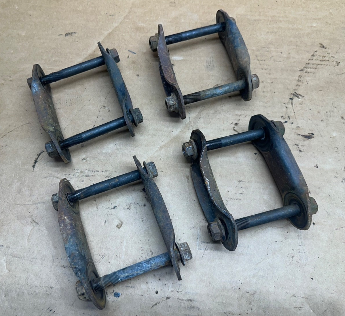 87-95 Jeep Wrangler YJ Shackles Shackle Front Rear Leaf Spring OEM Factory Stock