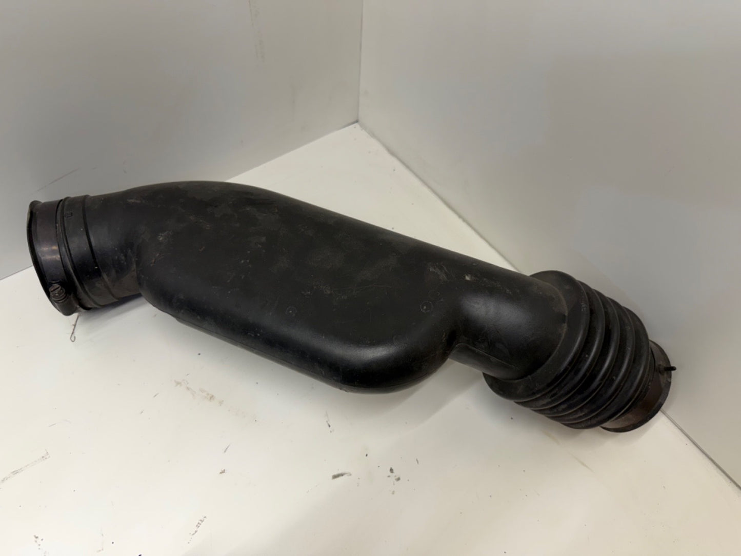 97-02 Jeep Wrangler TJ 2.5 Air Cleaner Filter Connector Tube Hose OEM Housing