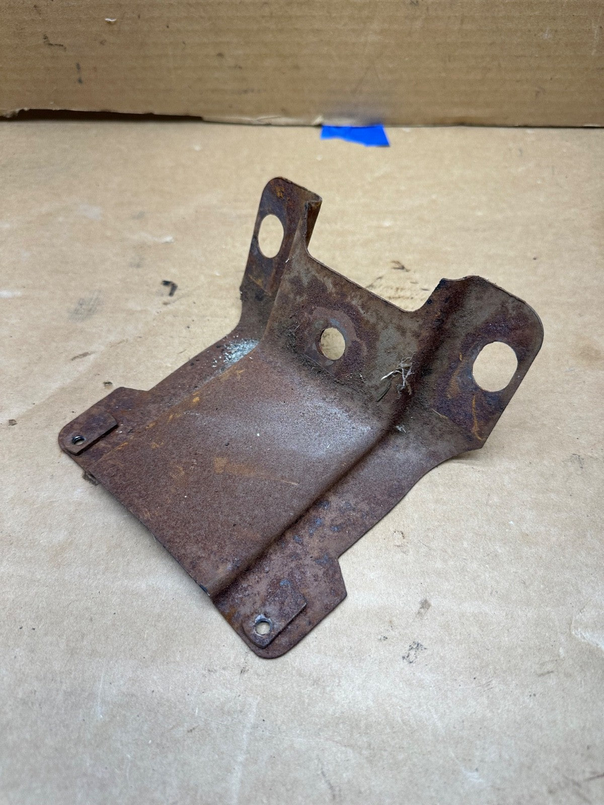 Jeep Wrangler YJ OEM Upper Steering Column Mounting Bracket 87-95 Support Factor