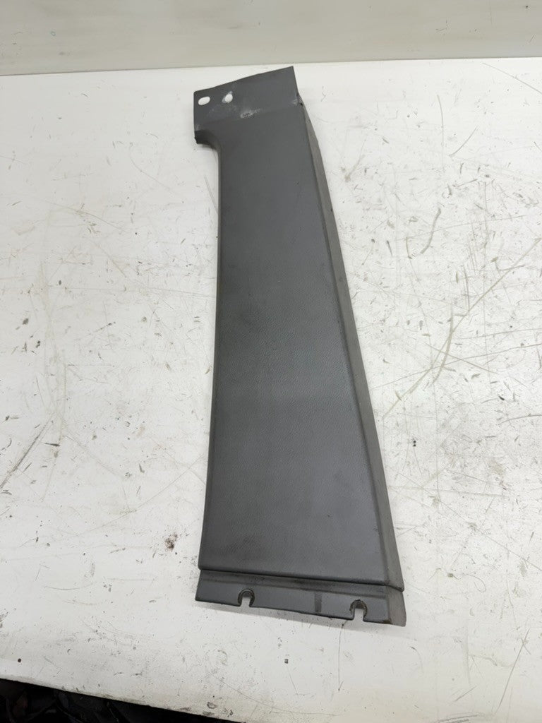84-96 Jeep Cherokee XJ Passenger Side C Pillar Trim 4 Door RH Right Rear Grey OE