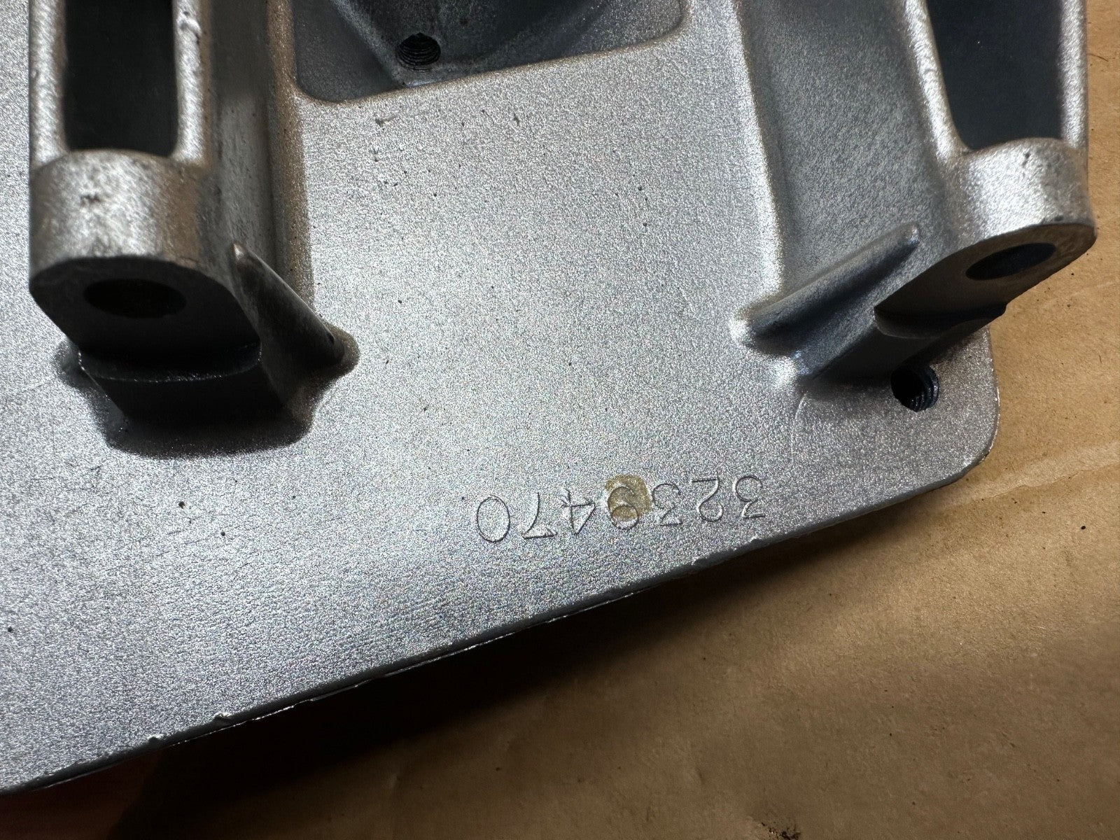 Jeep FSJ 4.2L  A/C Compressor Bracket OEM 3239470 4.2 L Air Mount A C J10 Waggy