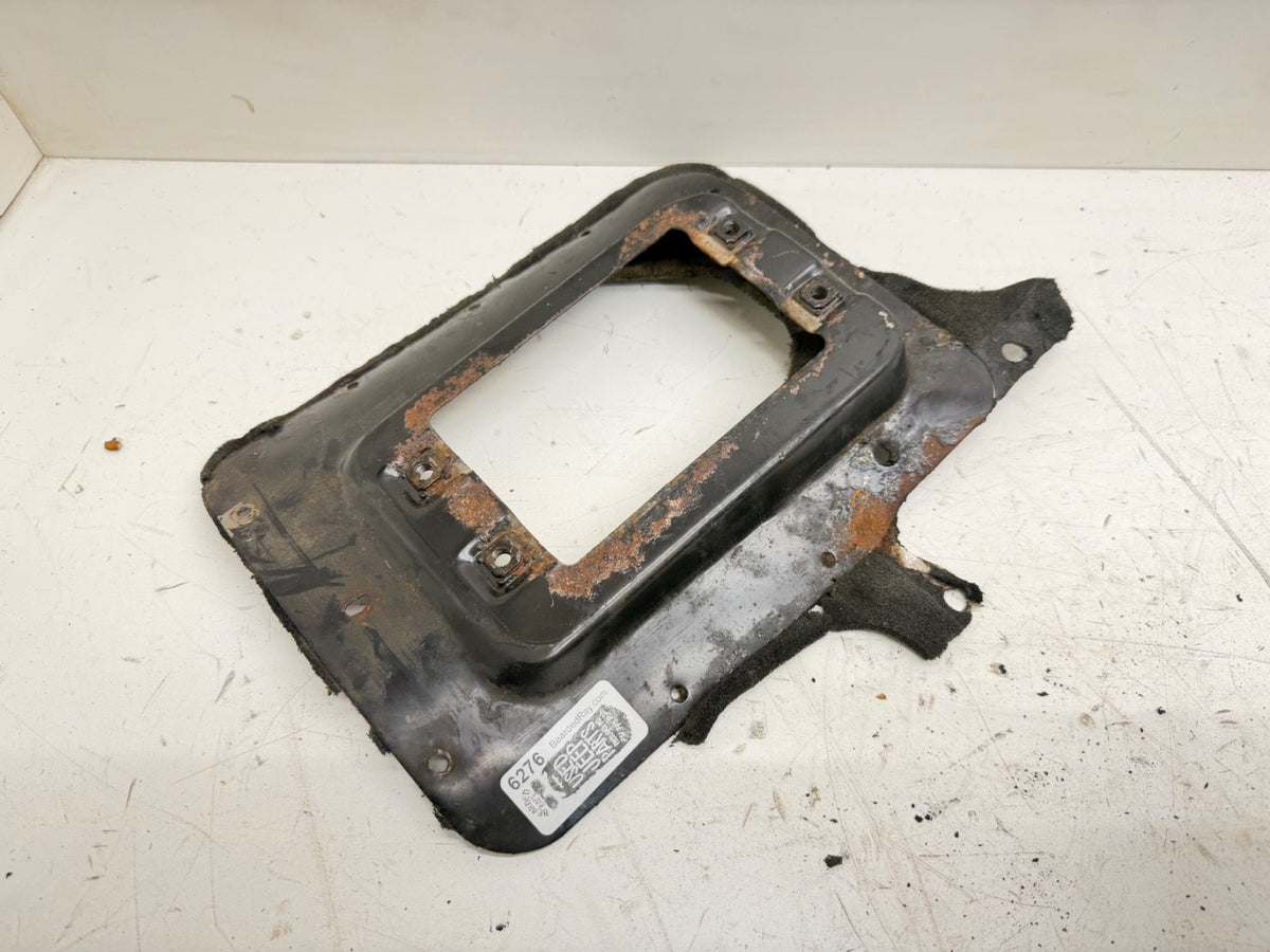 97-01 Jeep Cherokee XJ Auto Trans Shifter Assembly Mounting Plate Automatic OEM