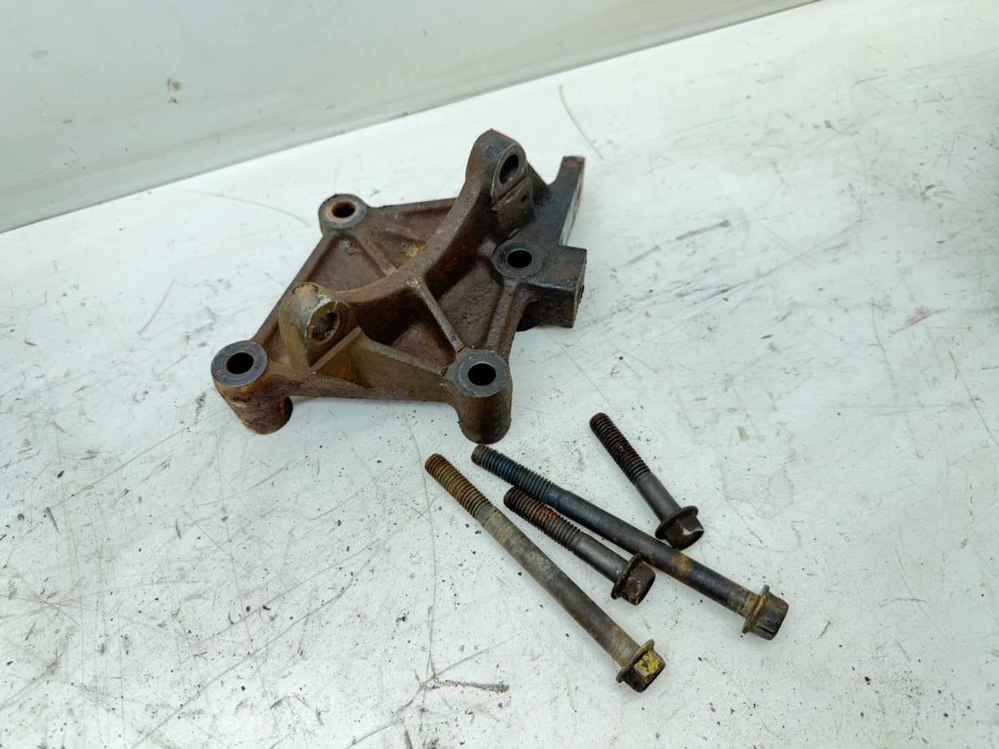 1987-1995 Jeep Wrangler YJ Steering Box Mounting Bracket Mount Brace OEM Factory