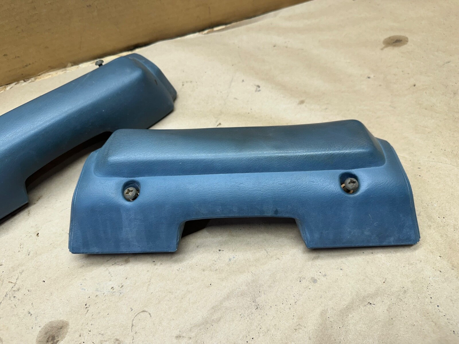 Jeep J Truck Cherokee SJ FSJ 75-80 Blue Front Interior Door Handle Arm Rest Pair