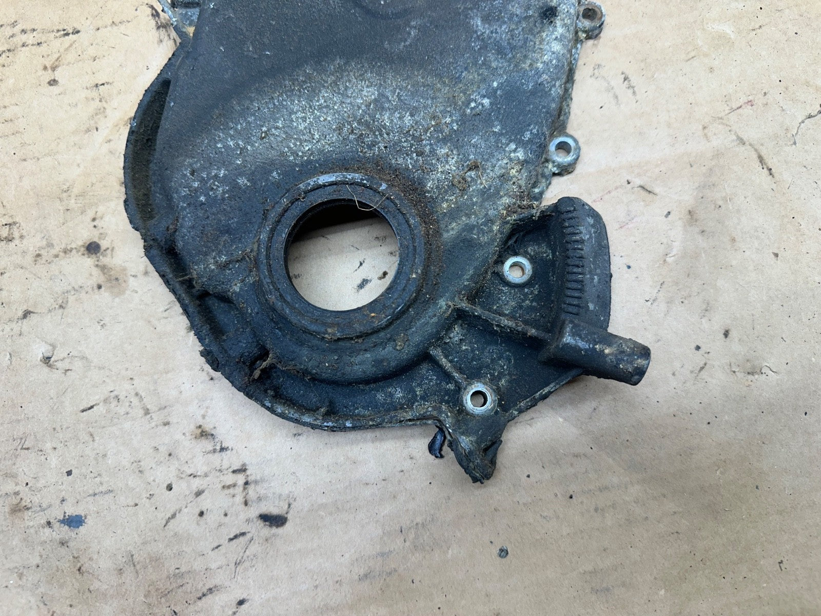 Jeep Wrangler Timing Chain Cover CJ YJ FSJ 76-90 258 4.2L 6 Cyl OEM Front Engine