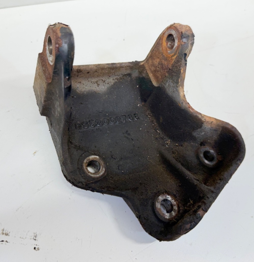91-01 Engine Motor Mount Bracket OEM Right Side 4.0 L 6 Cyl Cherokee XJ Steel 40