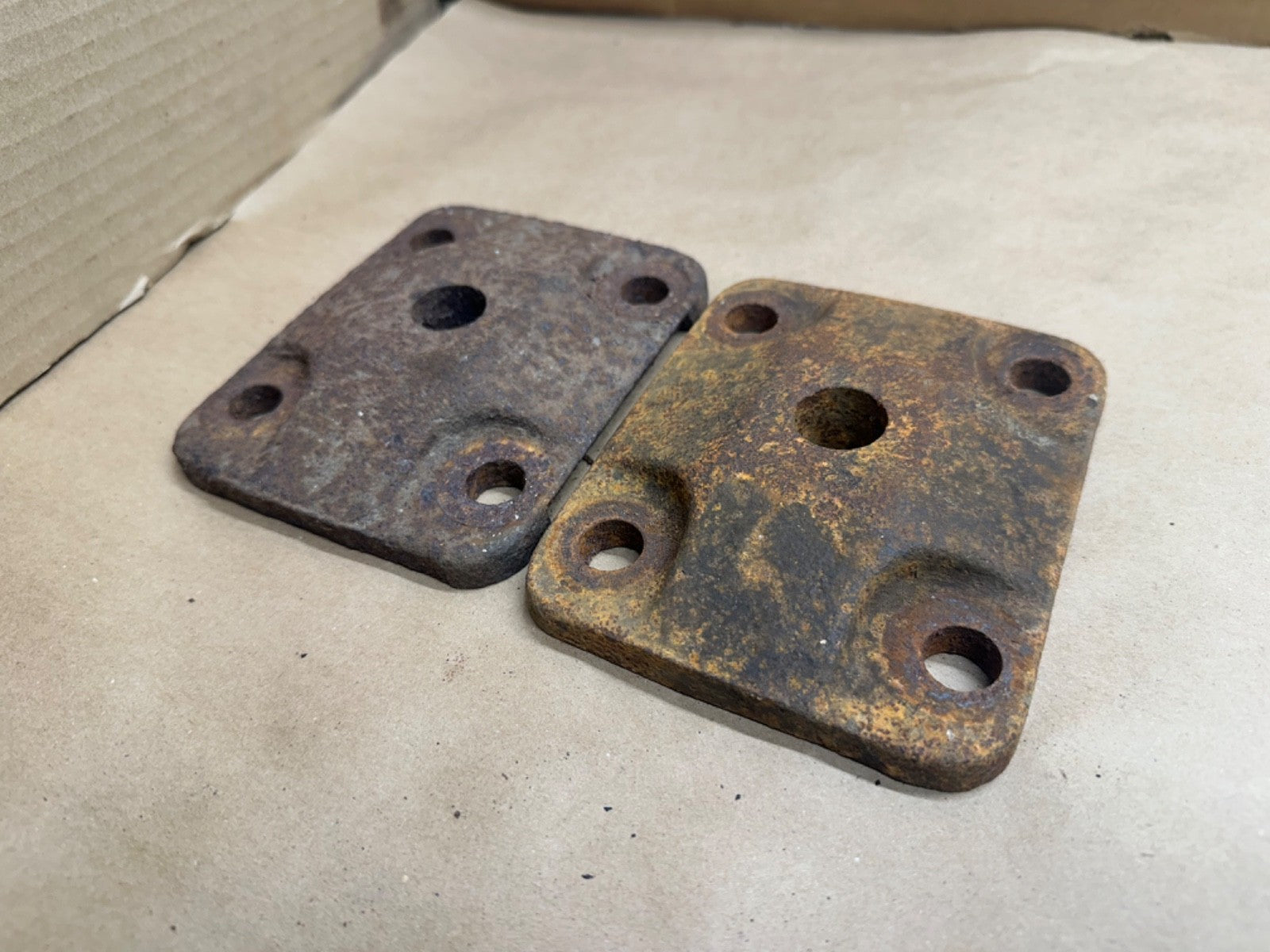 Jeep Dana 44 Rear Axle U Bolt Leaf Spring Plates Plate Cherokee Grand Wagoneer