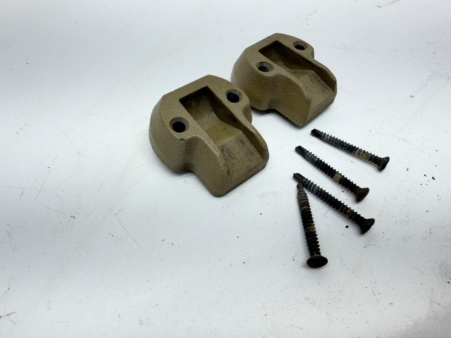 Jeep Cherokee XJ 84-96 Cargo Cover Mount Brackets Factory OEM Hook Latch Catch