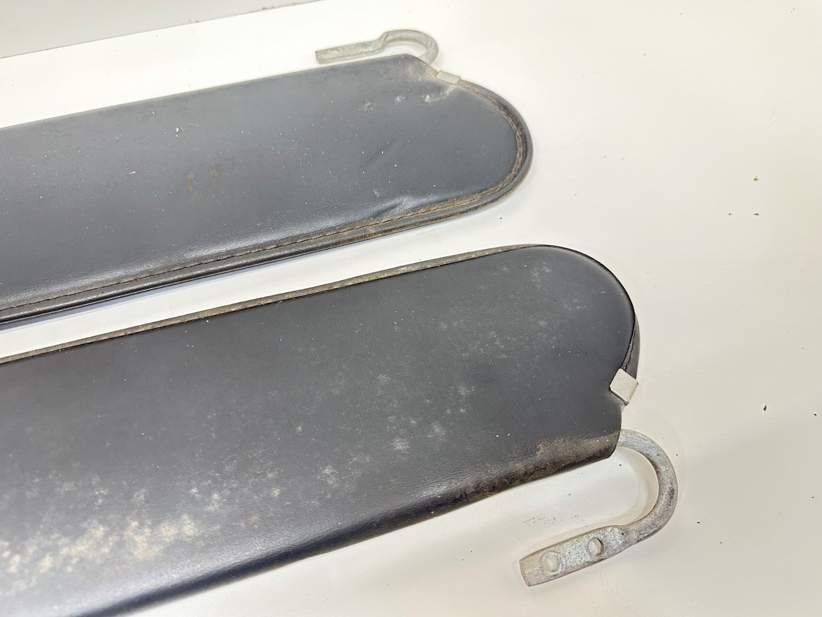 87-95 Jeep YJ Gray Sun Visors Dark Grey Wrangler Factory Visor Sunvisors OEM OE
