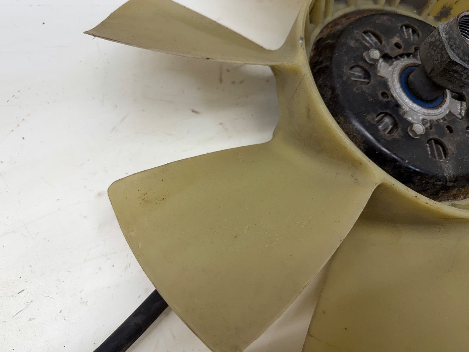 OEM 11-16 Ford F250 F350 6.2L Radiator Cooling Fan Clutch Assembly BC34-8A616-EJ