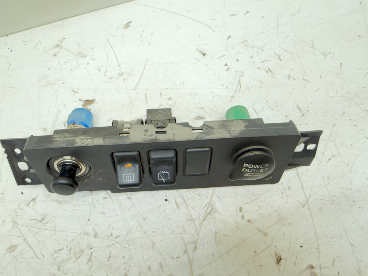 97-01 Jeep Cherokee XJ Dash Switch Panel Dash Defrost Rear Wiper 12v outlet OEM