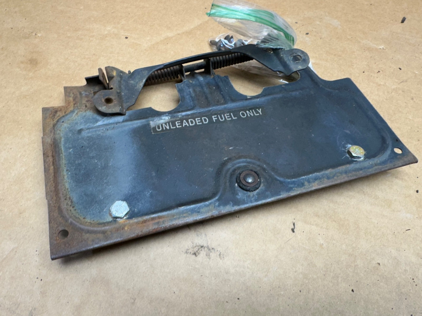 Jeep Wrangler YJ 87-95 Rear License Plate Mount Tag Bracket Factory OEM Gas Flap
