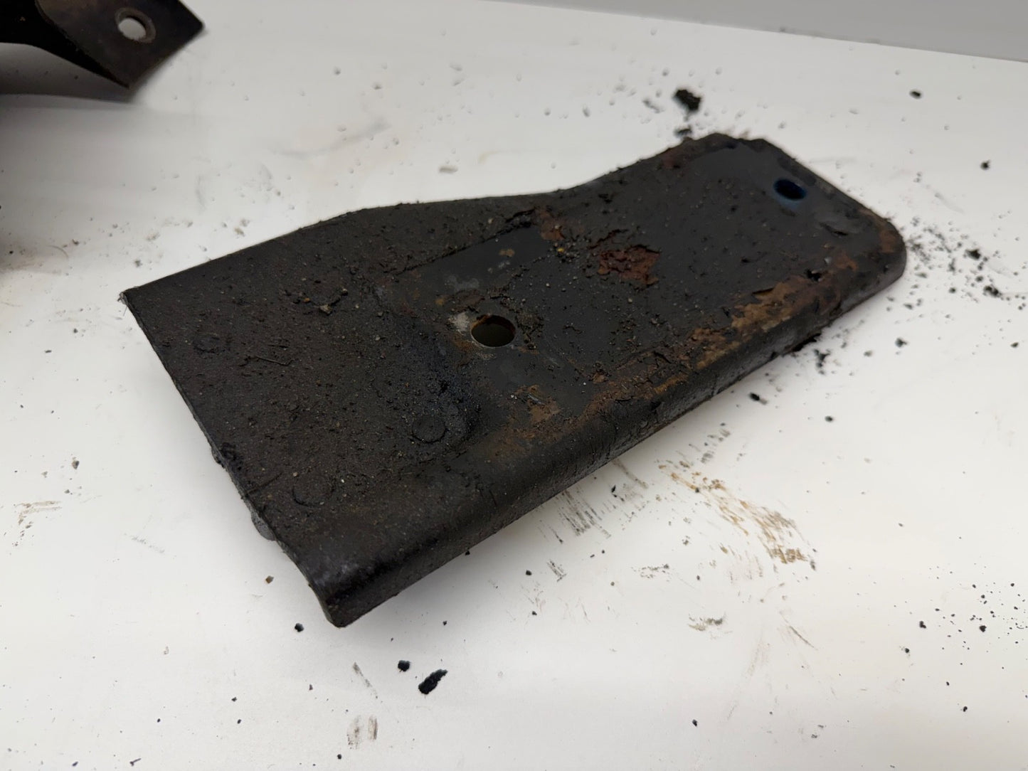 87-01 Jeep Cherokee XJ Automatic Transmission Exhaust Mount Bracket Trans AUTO