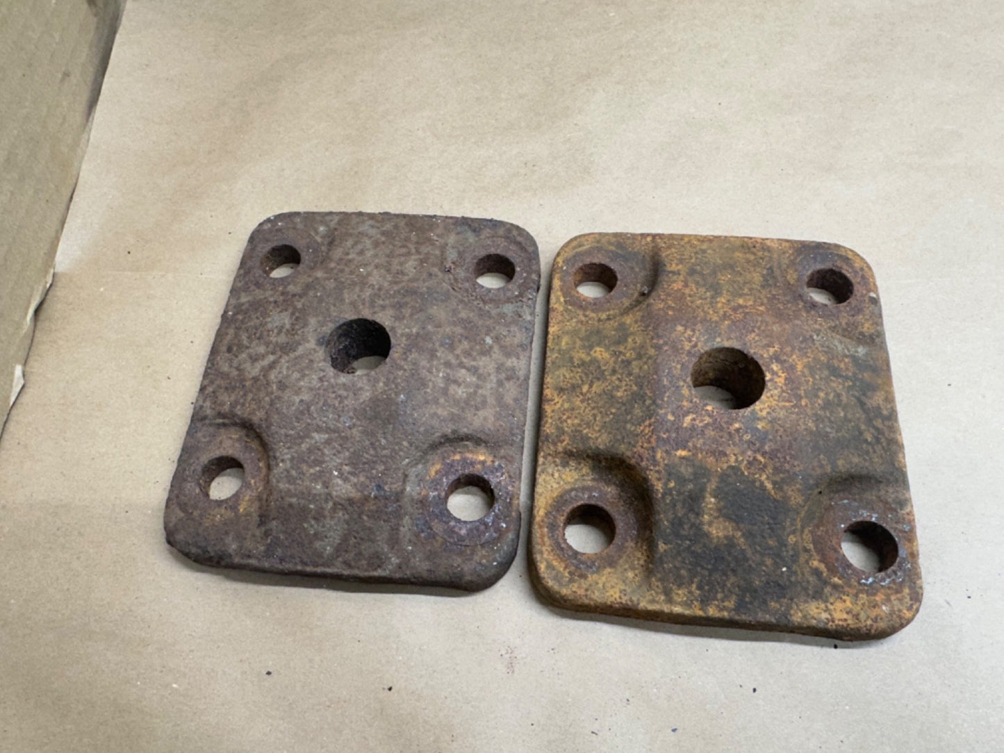 Jeep Dana 44 Rear Axle U Bolt Leaf Spring Plates Plate Cherokee Grand Wagoneer