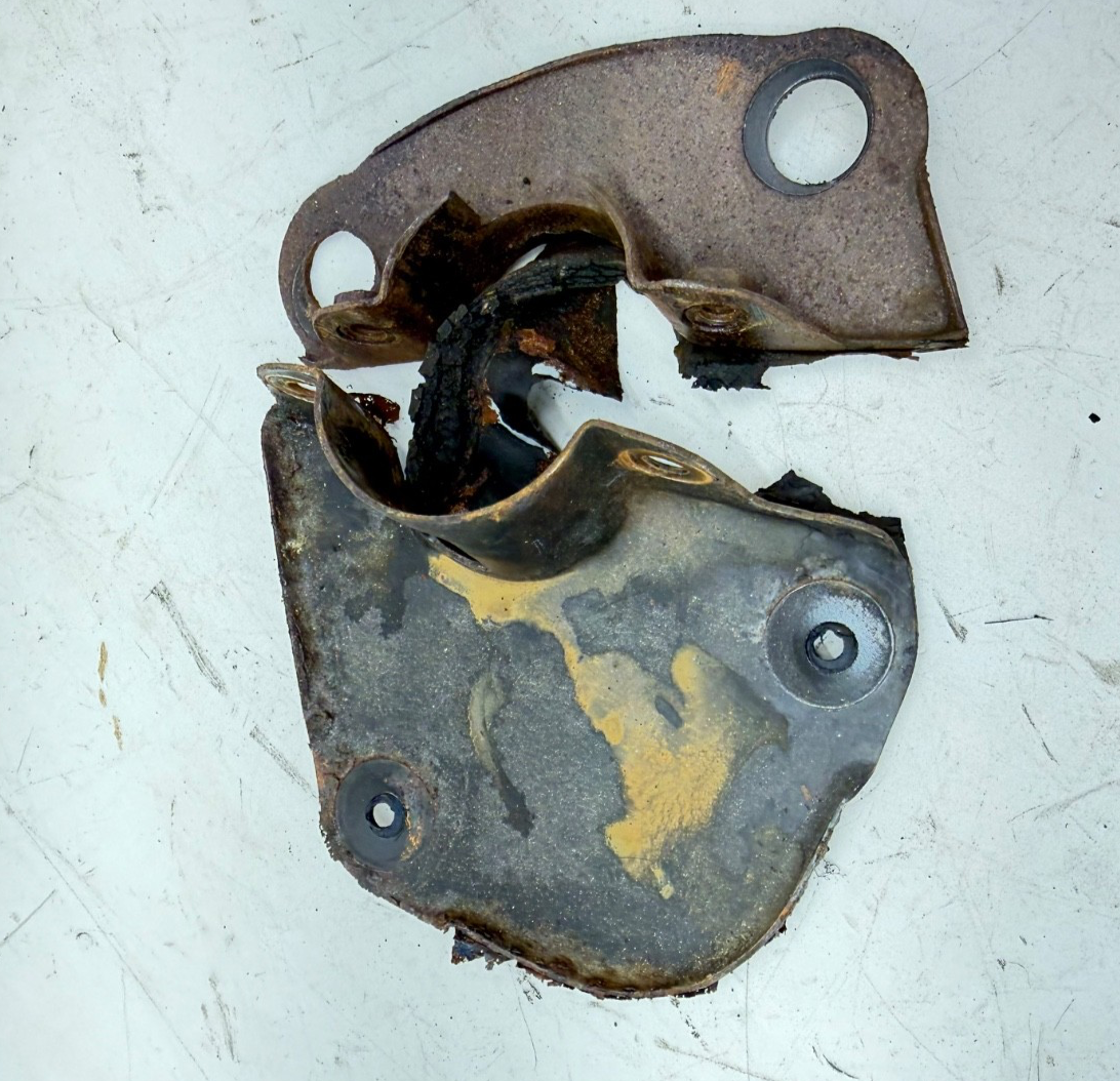 76-95 Jeep CJ YJ Steering Column to Firewall Mounting Bracket