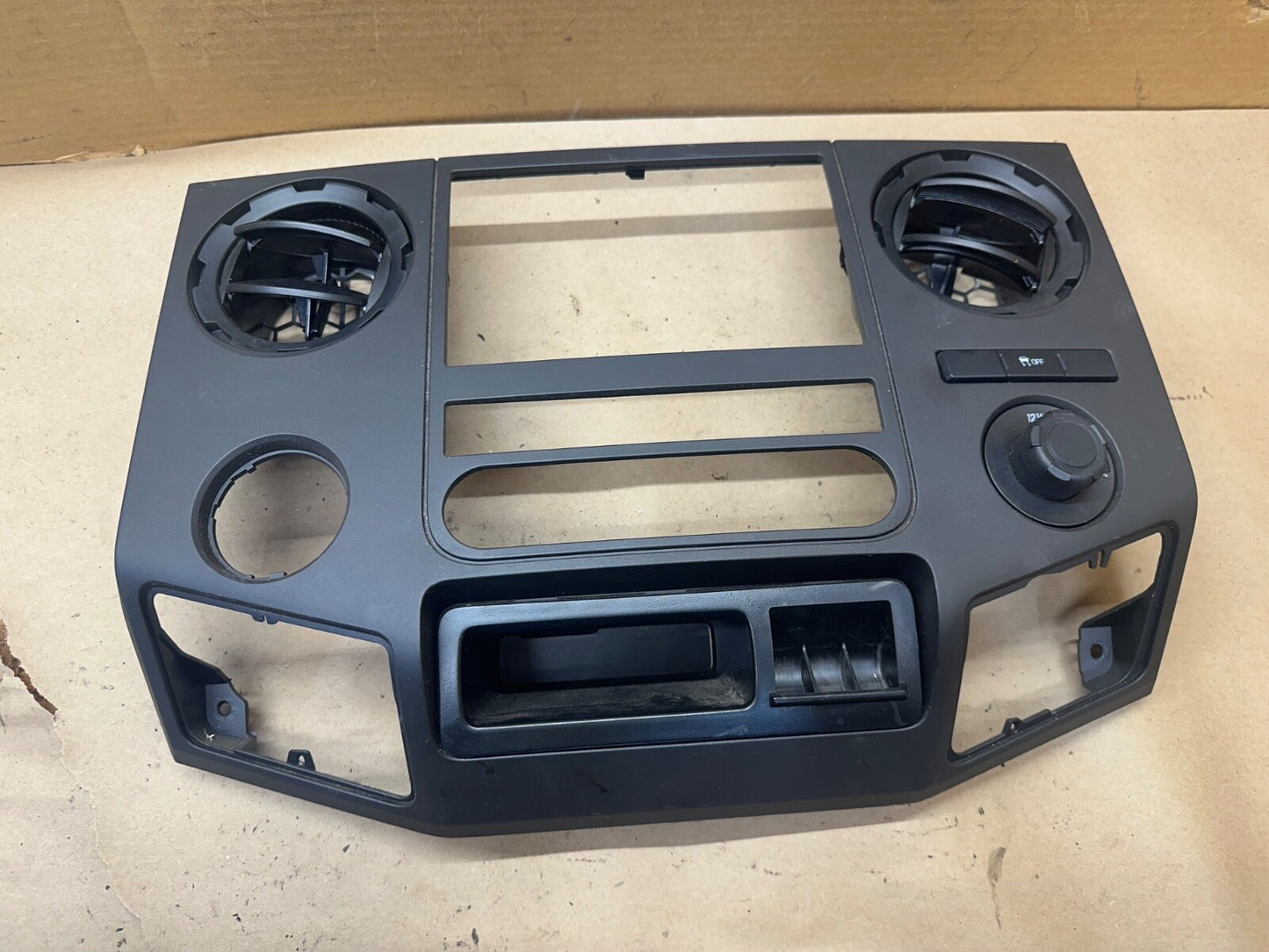 Radio Temp Climate Control Bezel Trim for 11-16 Ford F250 F350 Dash Center OEM