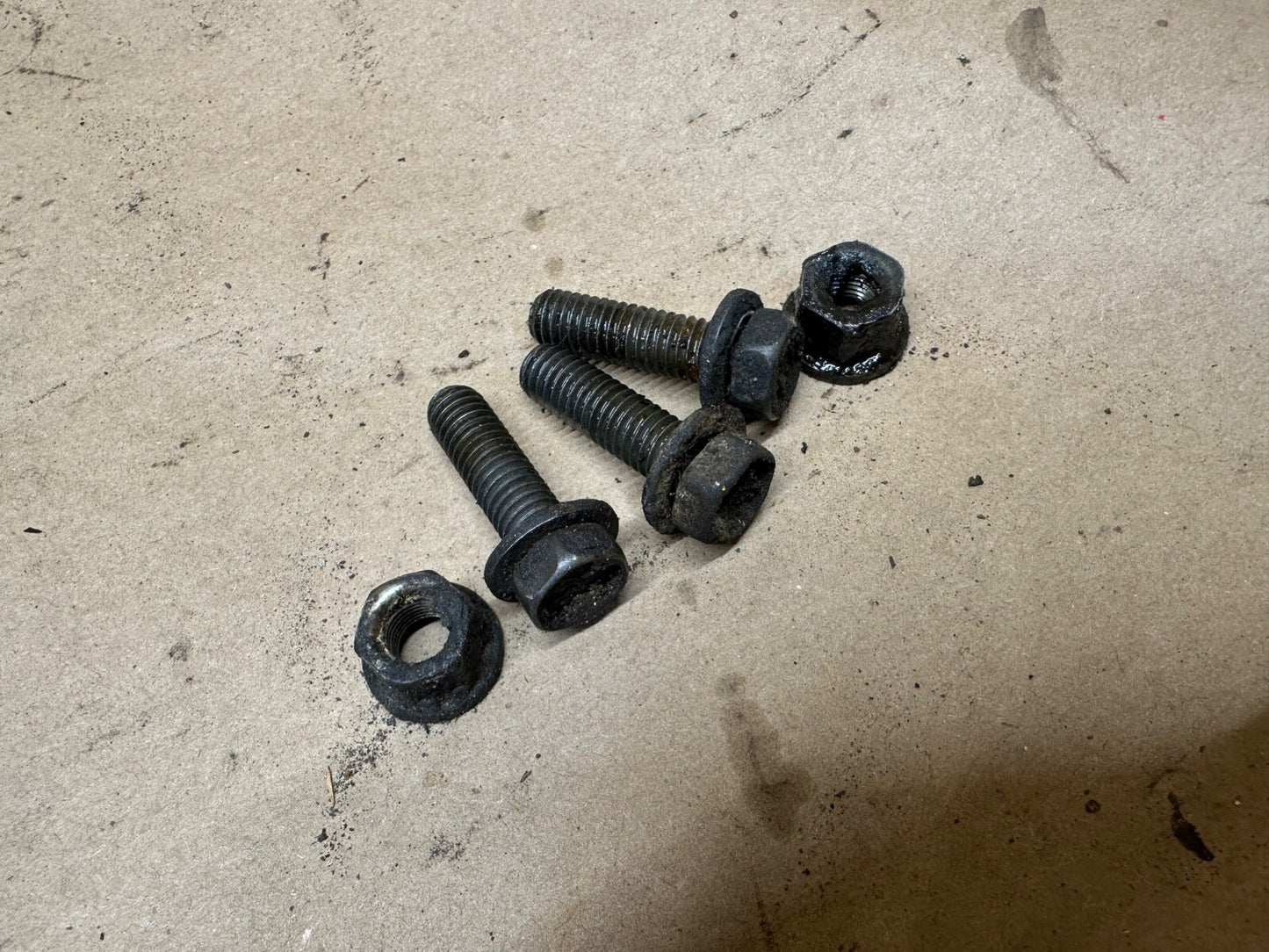 80-86 Jeep CJ Dana 300 Transfer Case Mounting Studs Nuts Bolts CJ5 CJ7 CJ8 OEM