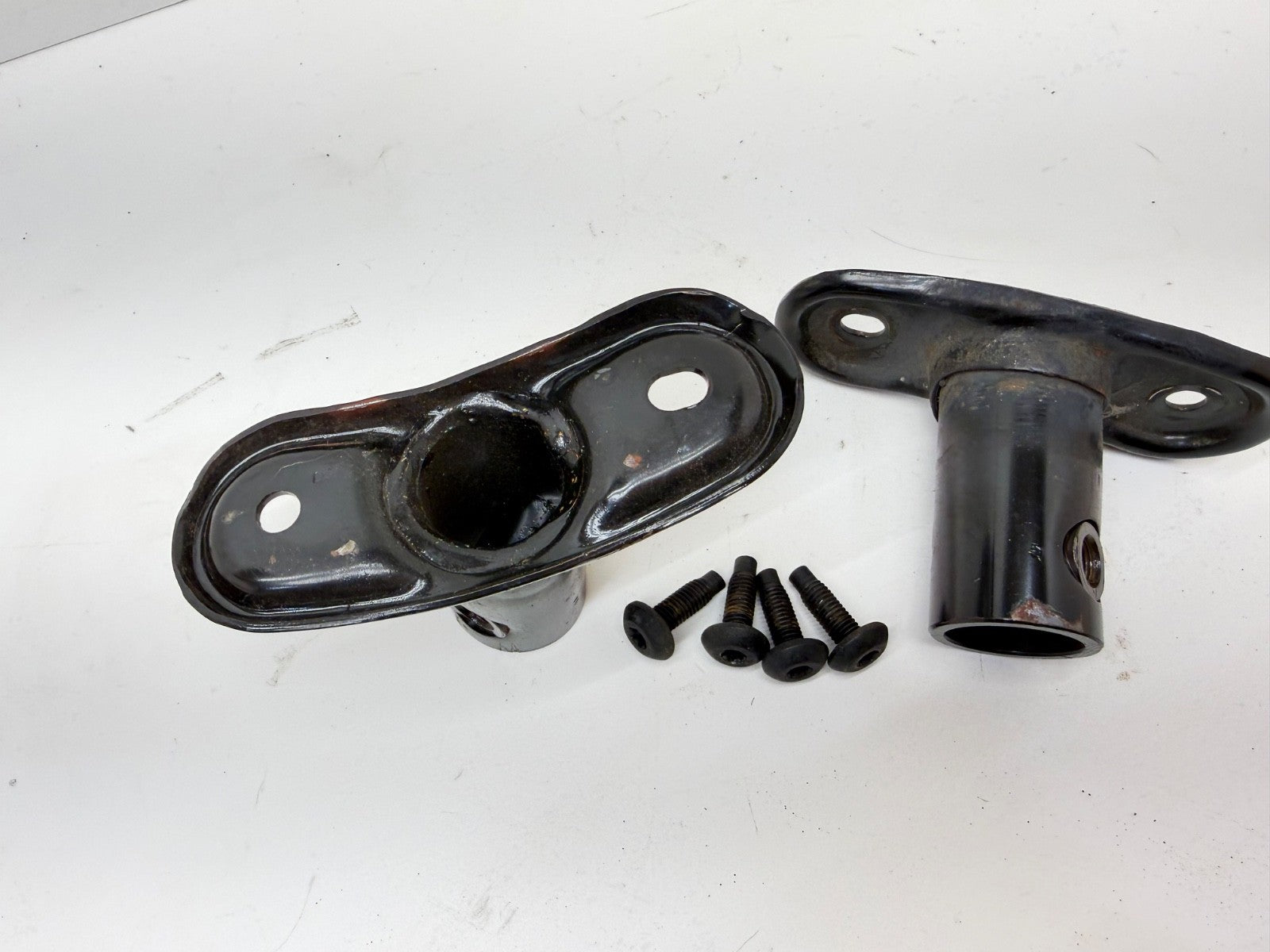 98-02 Jeep Wrangler TJ Roll Bar RollBar Extensions Windshield Bracket Mount OEM