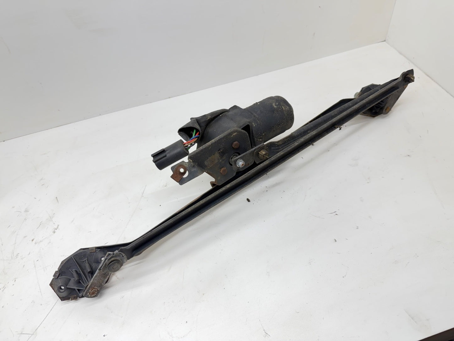 Jeep Cherokee XJ 91-99 OEM Windshield Wiper Motor Linkage Assembly Transmission
